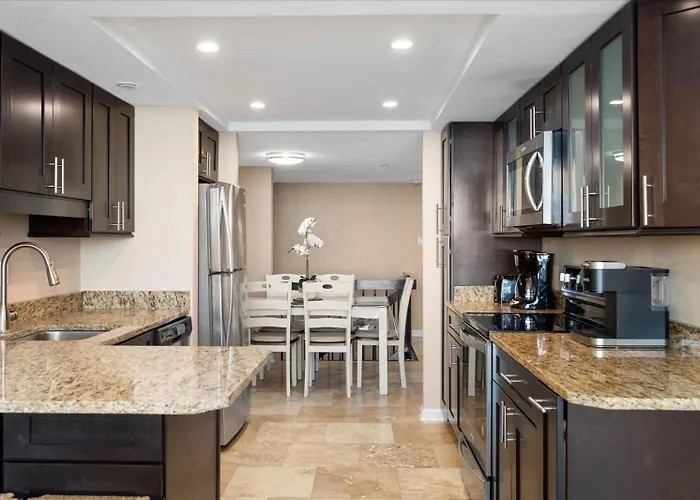 Century One-2 Bedroom Ocean Oasis With Indoor Pool! Holiday home *