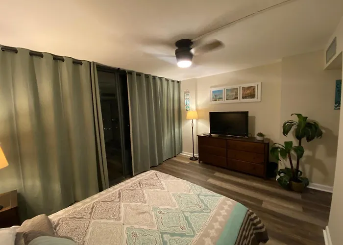Century One-2 Bedroom Ocean Oasis With Indoor Pool! * Ocean City