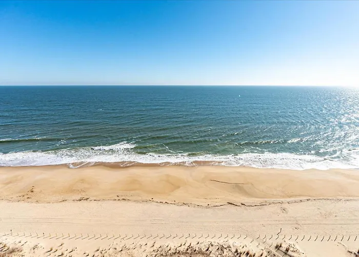 Century One-2 Bedroom Ocean Oasis With Indoor Pool! Holiday home Ocean City