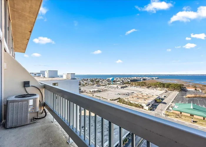 Holiday home Century One-2 Bedroom Ocean Oasis With Indoor Pool!