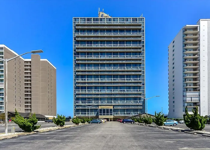 Century One-2 Bedroom Ocean Oasis With Indoor Pool! Holiday home *